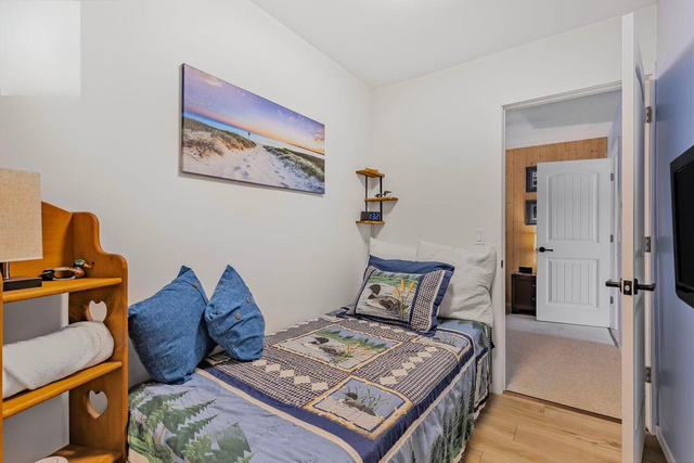 533697ec e5b4 4430 9d29 f3586e9d83a9